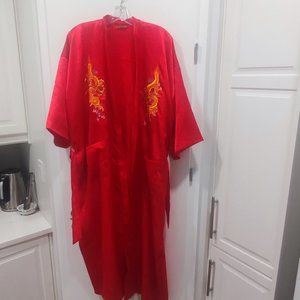 Vintage Mei Gui kimono red with gold dragons design